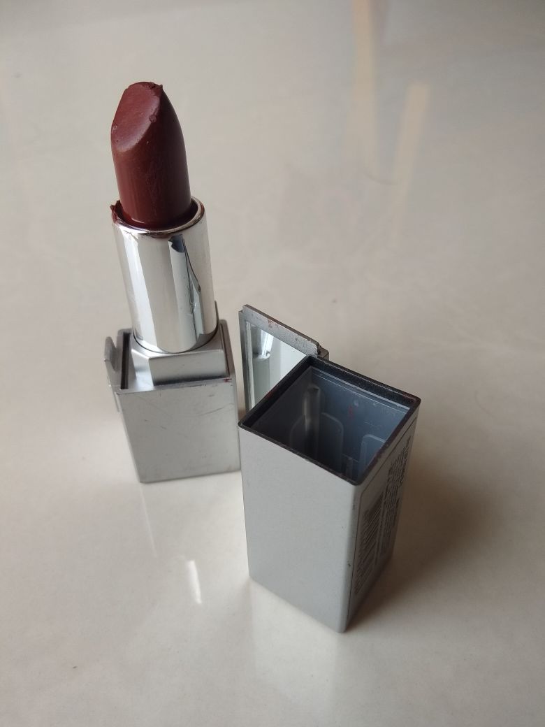 brown lipstick for fair skin